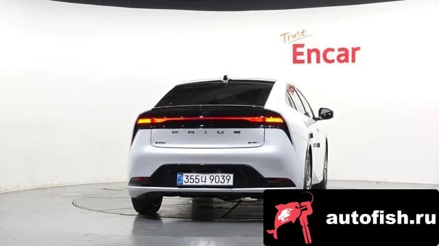 Toyota Prius Prius 5th Generation 2025 года - вид 3