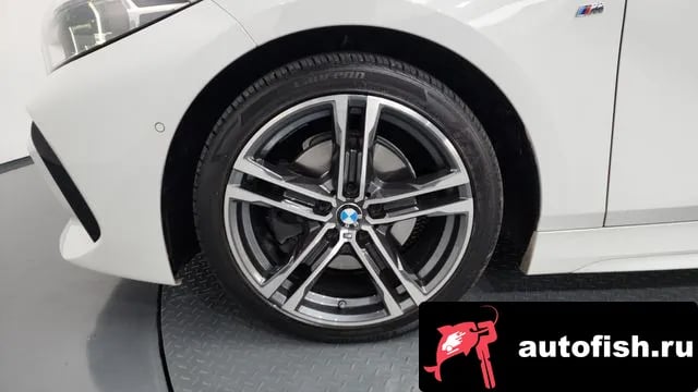BMW 1-Series 1 Series (F40) 2021 года - вид 5