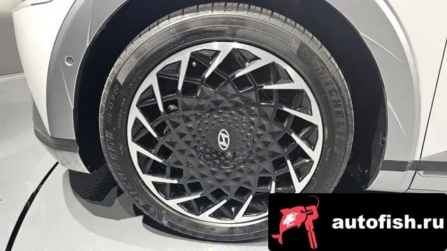 Hyundai Ioniq5 Ionic 5 2024 года - вид 4