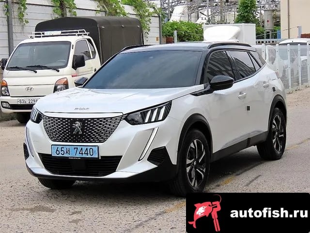 Peugeot 2008 e-2008 second generation 2023 года - вид 2