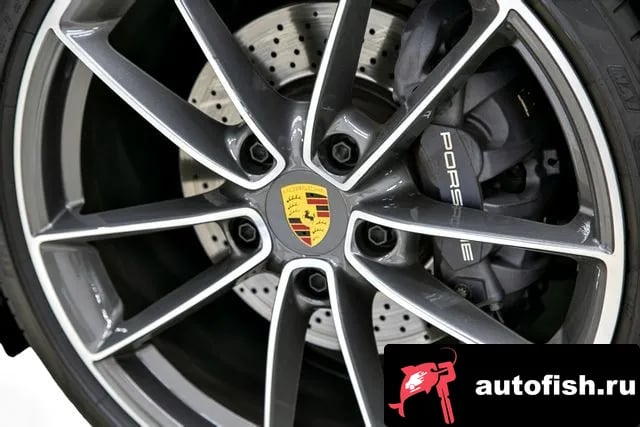 Porsche 911 911 (992) 2024 года - вид 1