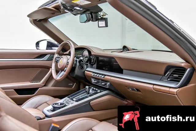 Porsche 911 911 (992) 2024 года - вид 4