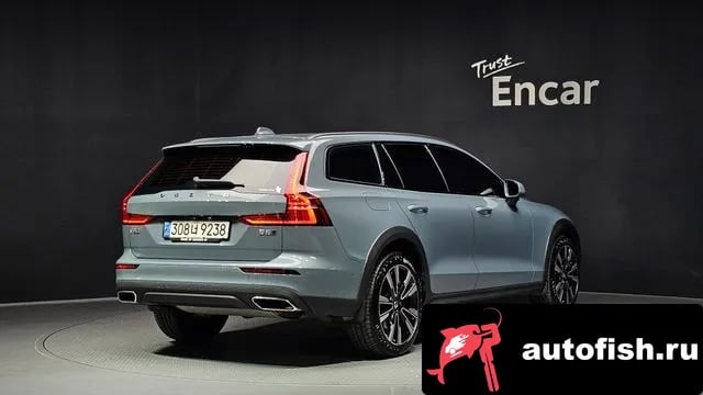 Volvo V60 V60 Cross-country 2nd Generation 2022 года - вид 2