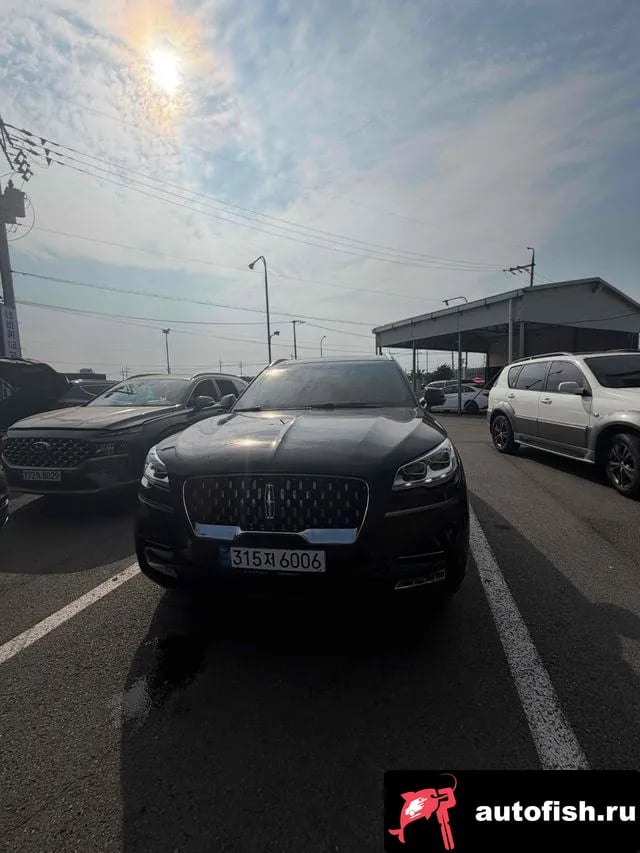 Lincoln Aviator Aviator 2nd generation 2021 года - похожие автомобили