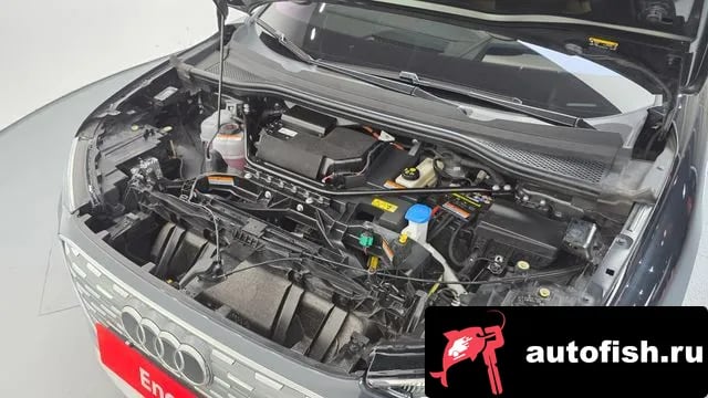 Audi Q4 e-tron Q4 e-Tron (F4) 2022 года - вид 6