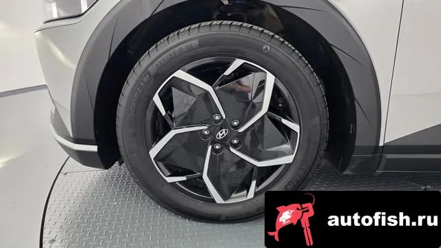 Hyundai Ioniq5 Ionic 5 2024 года - вид 4