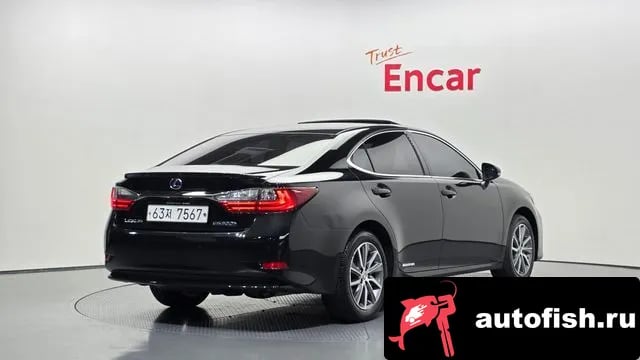 Lexus ES New ES300h 2018 года - вид 2