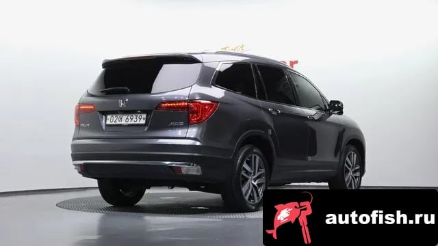 Honda Pilot Pilot 3rd generation 2018 года - вид 2