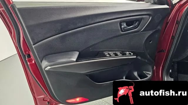 KG Mobility (Ssangyong) TIBOLI Berry New Tivoli 2022 года - похожие автомобили