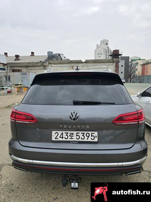 Volkswagen Touareg Tuareg 3rd generation 2021 года - вид 2