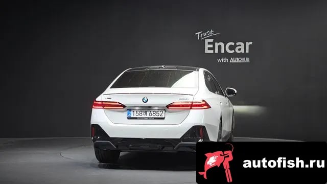 BMW 5-Series 5 Series (G60) 2025 года - вид 4