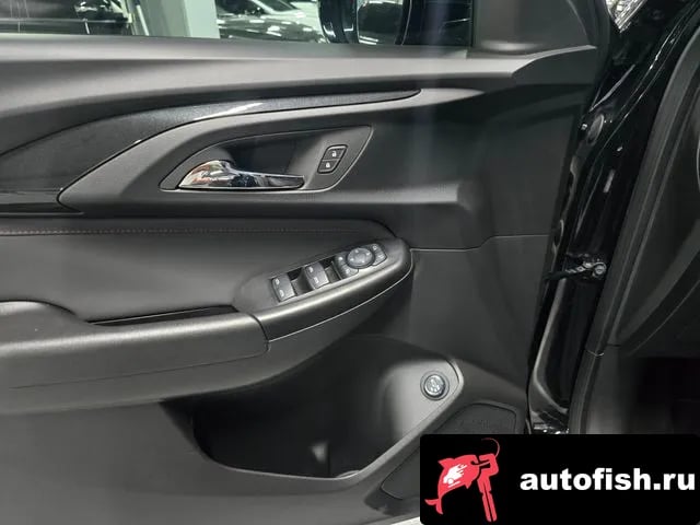 Chevrolet (GM Daewoo) Trailblazer Trailblazer 2023 года - похожие автомобили