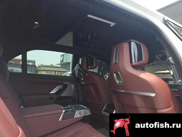 BMW 7-Series 7 Series (G70) 2025 года - вид 3
