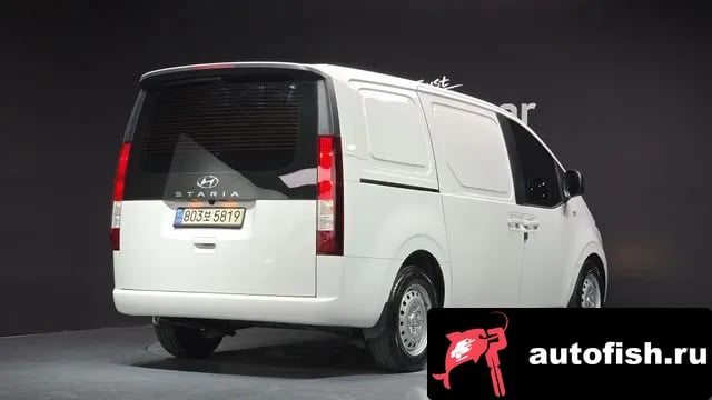 Hyundai Staria Staria 2022 года - похожие автомобили