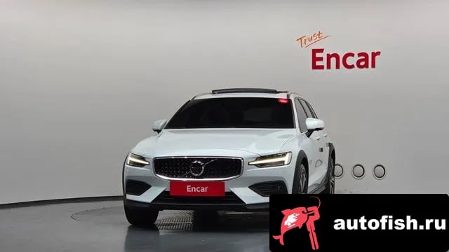 Volvo V60 V60 Cross-country 2nd Generation 2021 года - похожие автомобили
