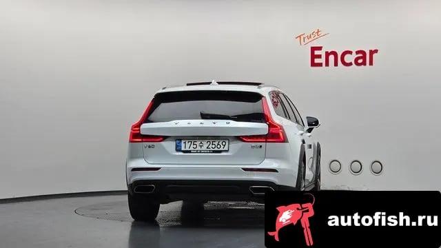 Volvo V60 V60 Cross-country 2nd Generation 2021 года - вид 4