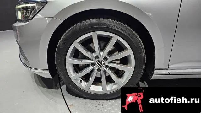 Volkswagen Passat Passat GT (B8) 2021 года - вид 5