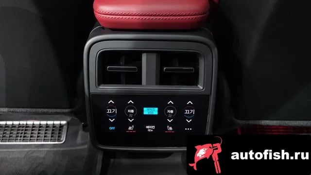 Porsche Taycan Taikan 2022 года - похожие автомобили