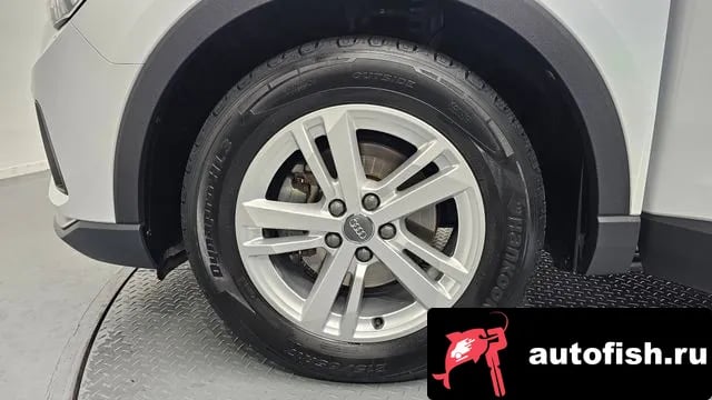 Audi Q3 Q3 (F3) 2020 года - вид 5