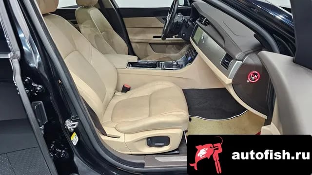 Jaguar XF XF (X260) 2018 года - похожие автомобили