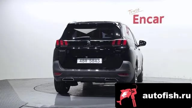 Peugeot 5008 5008 second generation 2018 года - вид 4