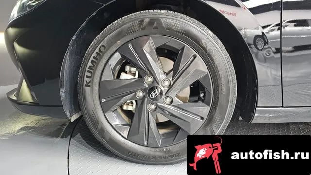 Hyundai AVANTE Avante (CN7) 2021 года - вид 5