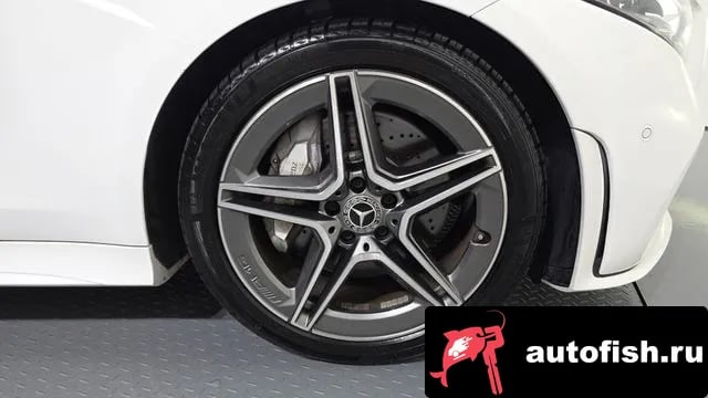 Mercedes-Benz CLS-Class CLS-Class C257 2019 года - похожие автомобили