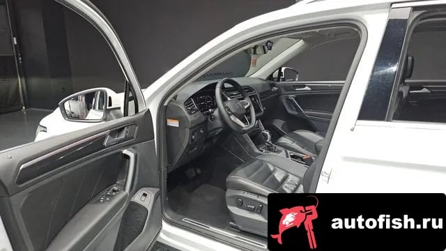 Volkswagen Tiguan Tiguan second Generation 2022 года - похожие автомобили