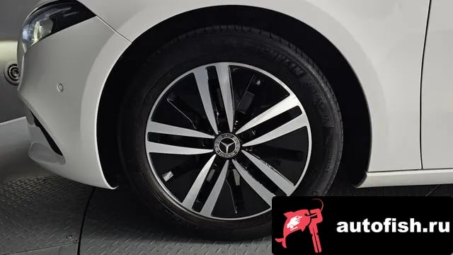 Mercedes-Benz A-Class A-Class W177 2023 года - вид 5