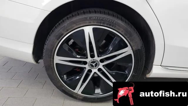 Mercedes-Benz C-Class C-Class W205 2019 года - вид 5