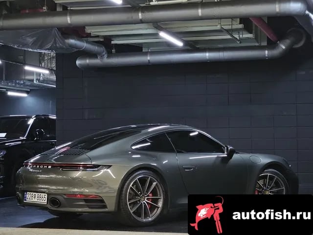 Porsche 911 911 (992) 2023 года - вид 5