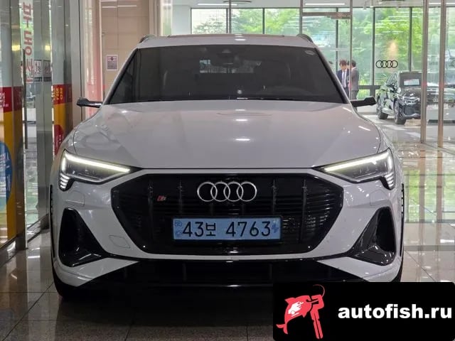 Audi e-tron e-Tron 2023 года - вид 2