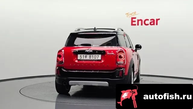 Mini Countryman Cooper D Country Man 2018 года - вид 3