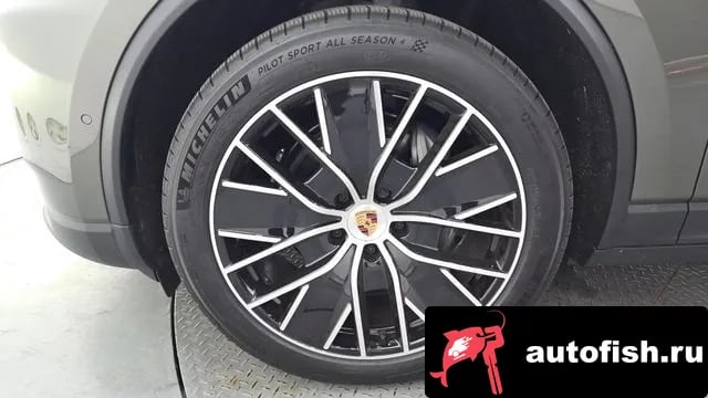Porsche Macan Makan EV 2025 года - вид 5