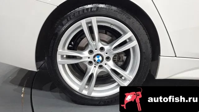 BMW 3-Series 3 Series (F30) 2018 года - вид 5