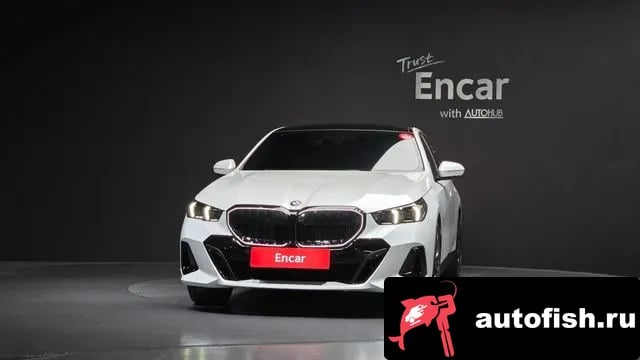 BMW 5-Series 5 Series (G60) 2025 года - вид 3