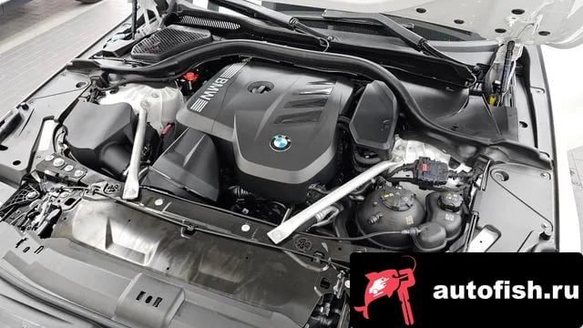 BMW 5-Series 5 Series (G60) 2025 года - вид 6