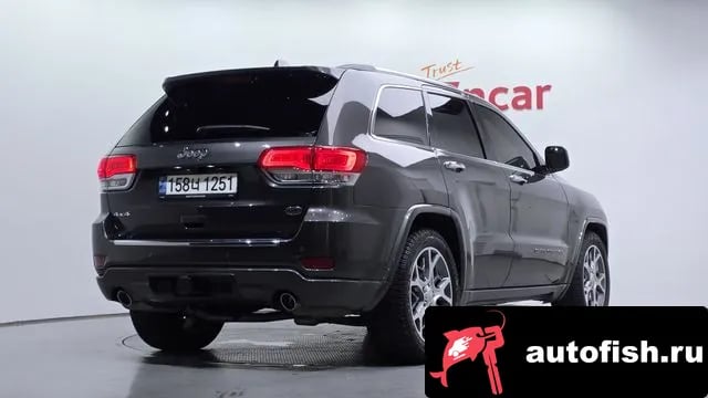 Jeep Cherokee Grand Cherokee 2021 года - вид 2