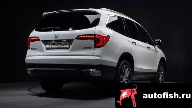 Honda Pilot Pilot 3rd generation 2018 года - вид 2