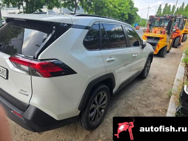 Toyota RAV4 RAV4 5th Generation 2023 года - вид 4