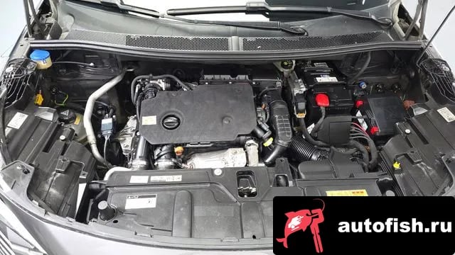 Peugeot 3008 3008 second generation 2021 года - вид 6