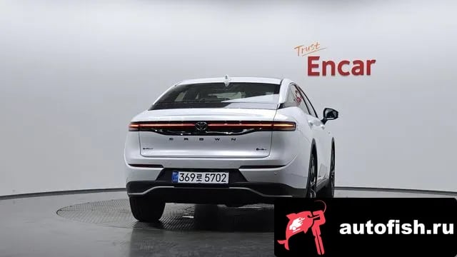 Toyota Crown Crown Crossover 2026 года - вид 3