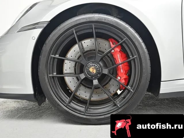 Porsche 911 911 (992) 2025 года - вид 5
