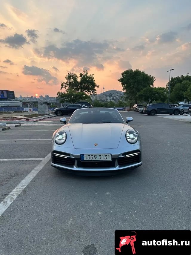 Porsche 911 911 (992) 2021 года - вид 2