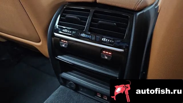 BMW 5-Series 5 Series (G30) 2020 года - похожие автомобили
