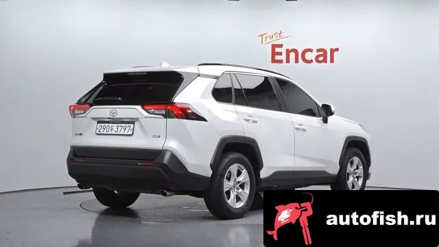 Toyota RAV4 RAV4 5th Generation 2019 года - вид 2