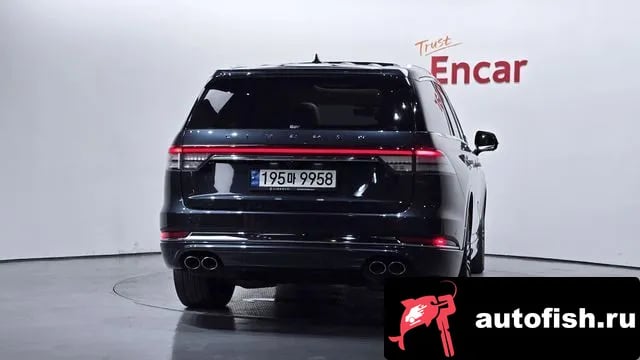 Lincoln Aviator Aviator 2nd generation 2022 года - вид 4