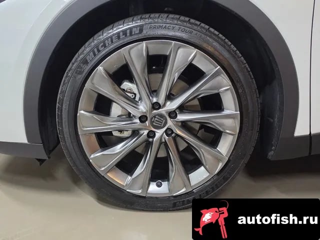 Toyota Crown Crown Crossover 2024 года - вид 5