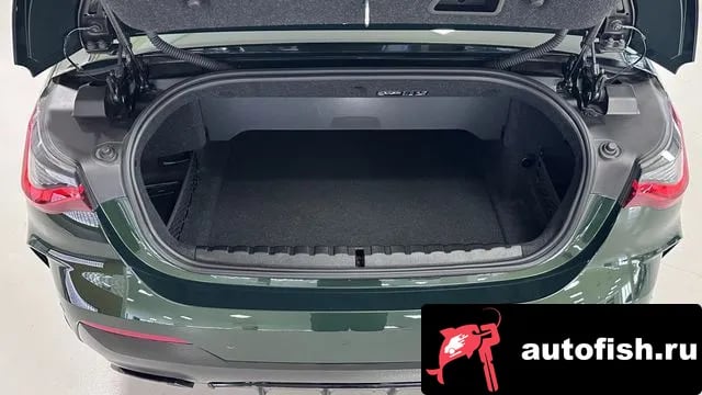 BMW 4-Series 4 Series (G22) 2022 года - похожие автомобили