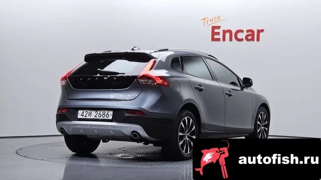 Volvo V40 V40 Cross-Country 2019 года - вид 2